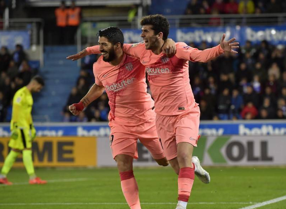 瓦拉多利德连胜终结,留给对手三分 瓦拉多利德连胜终结,留给对手三分