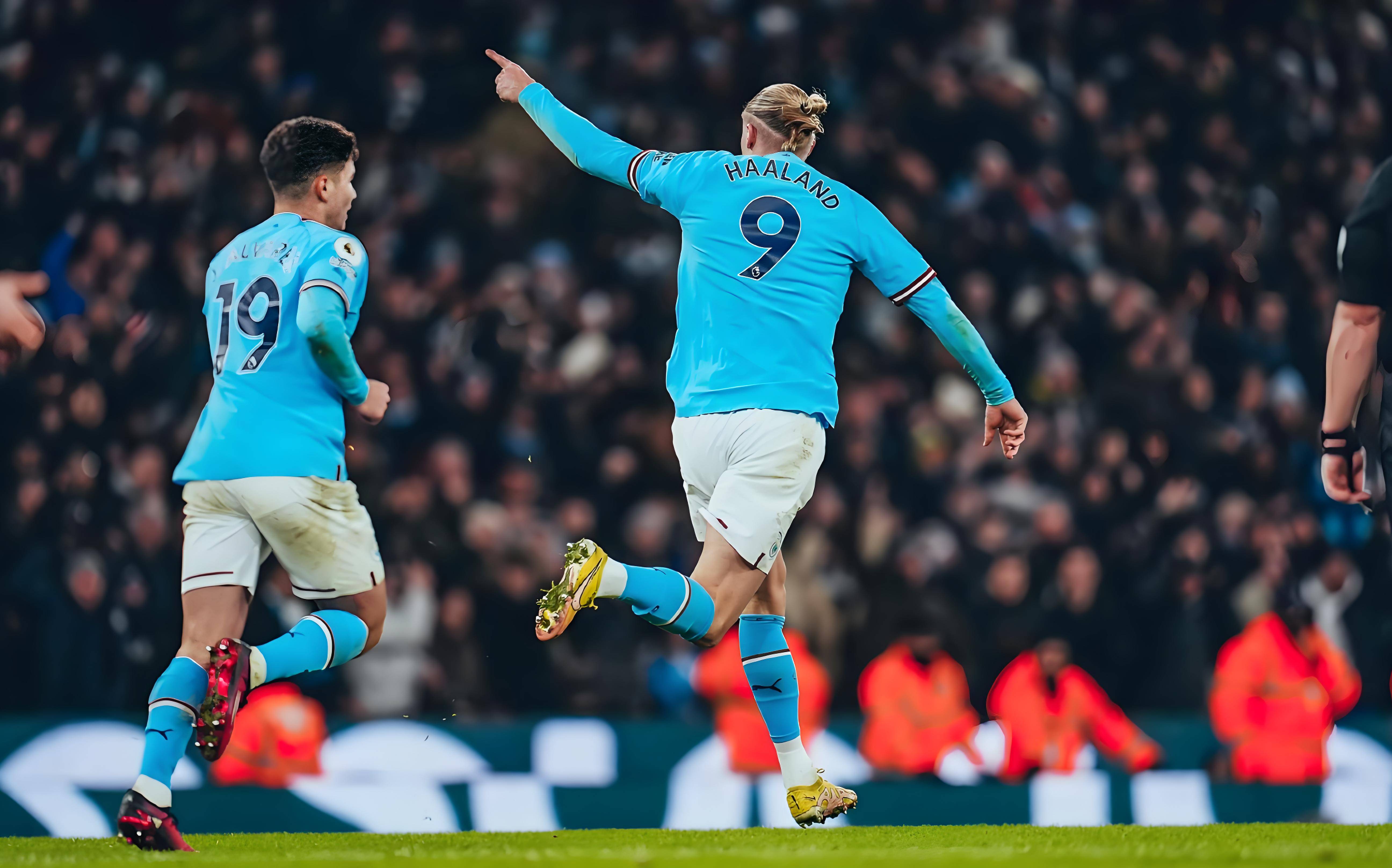 富勒姆门将表现出色,扑救制胜关键 富勒姆门将表现出色,扑救制胜关键