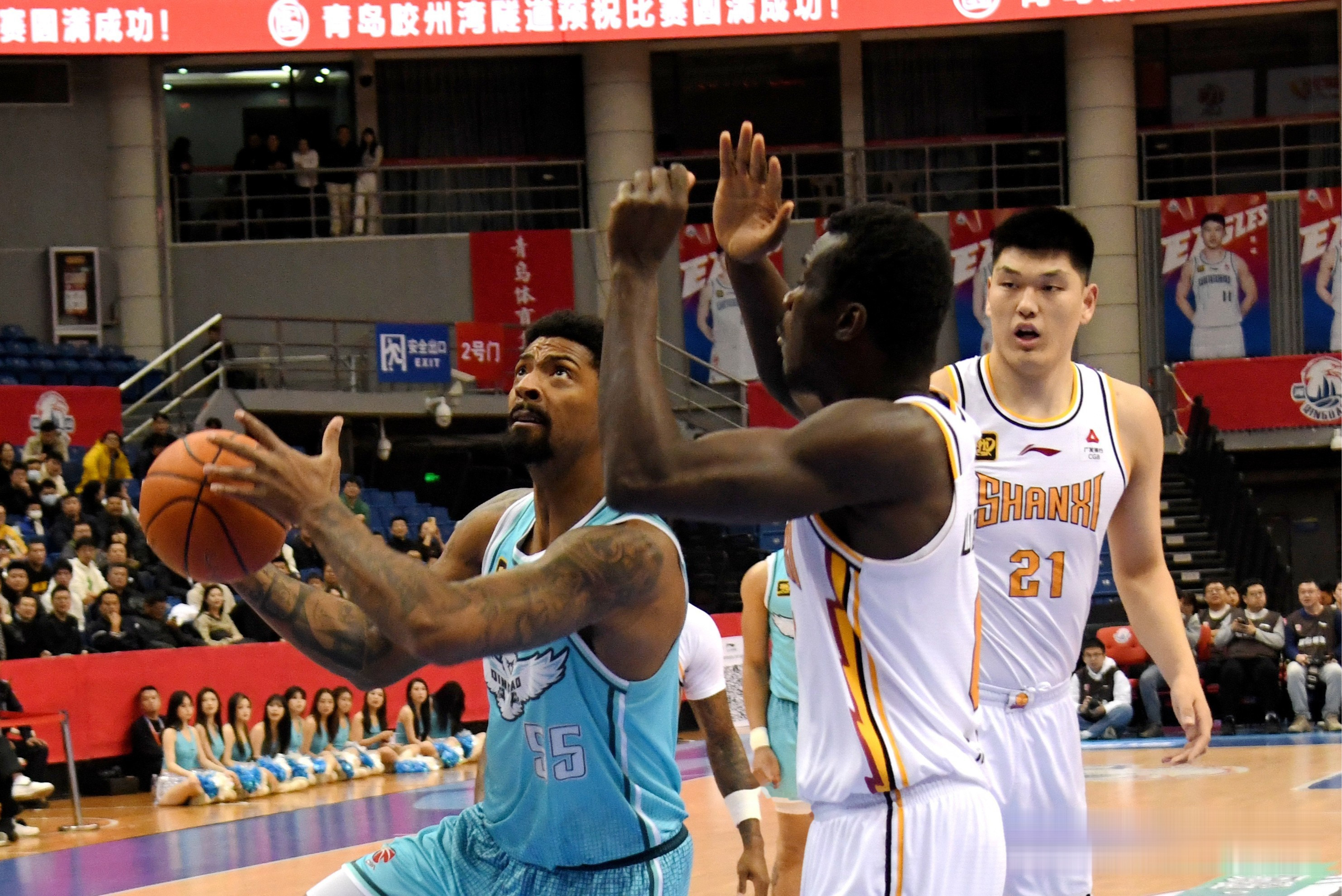 开云体育链接-青岛男篮主场告捷，展现团队默契