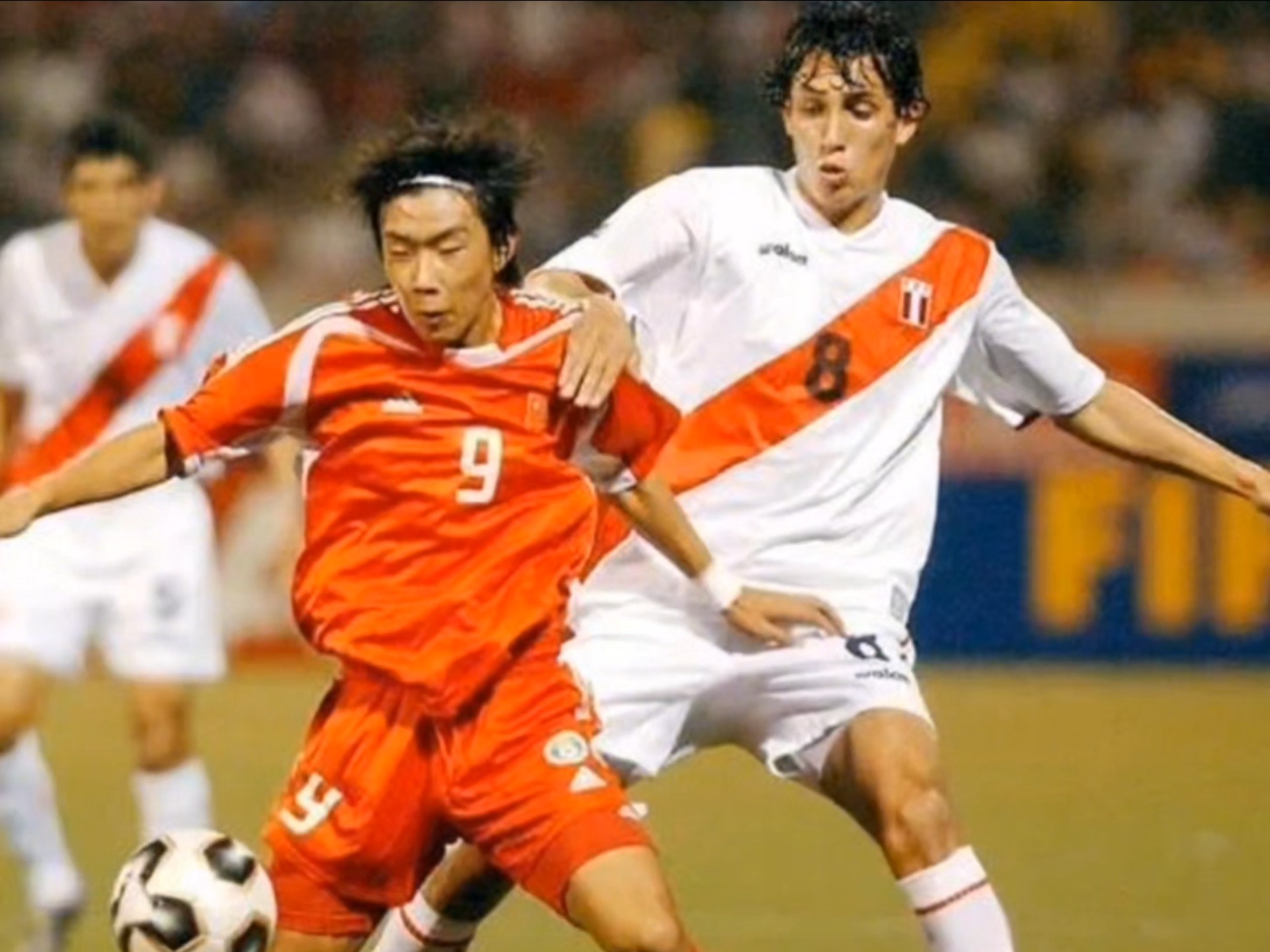 开云体育在线登录-秘鲁球队球员表现卓越夺取胜利