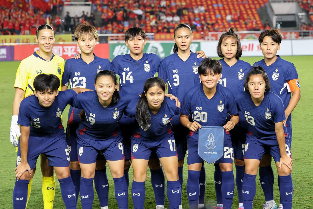 国际足球比赛中,中国女队夺得冠军 国际足球比赛中,中国女队夺得冠军