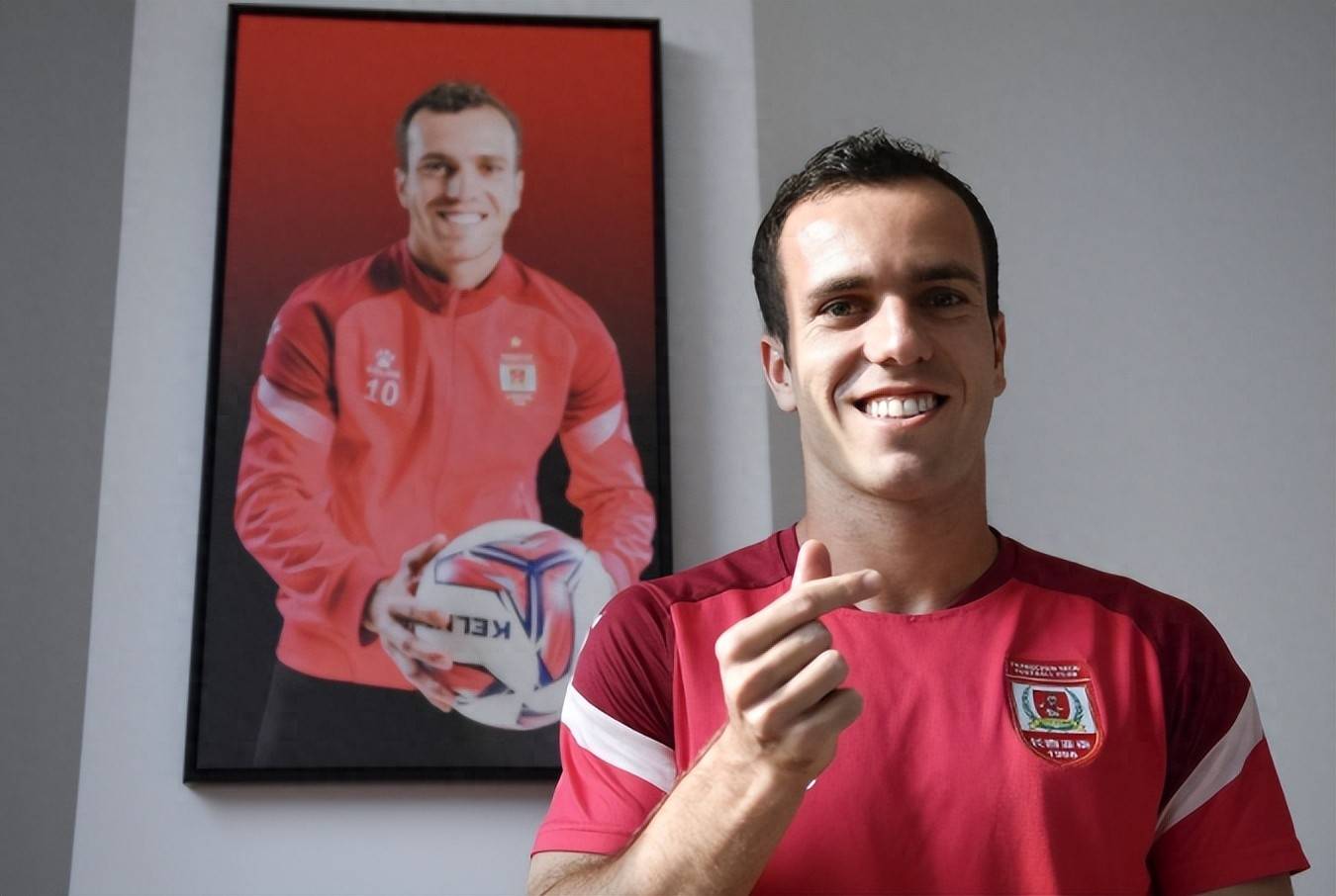 近期表现稳定,球队坐拥不败势头 近期表现稳定,球队坐拥不败势头