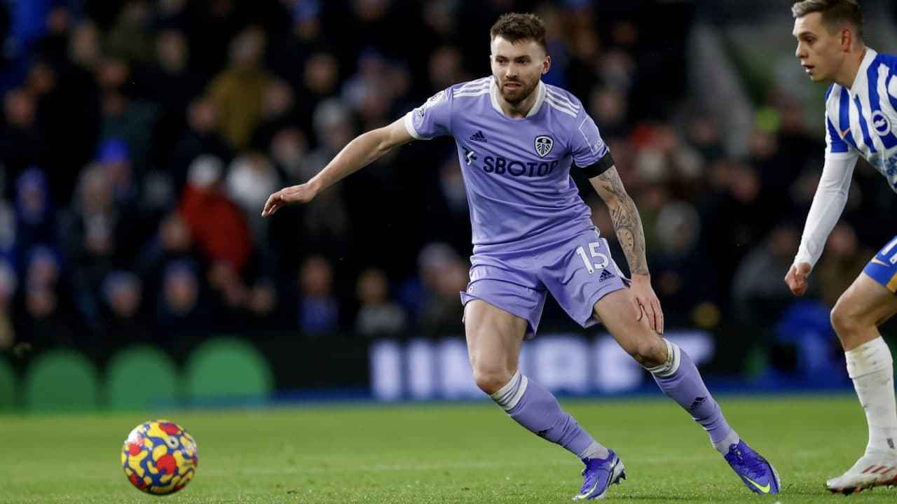 利兹联客场大破对手,积分榜中游稳坐的简单介绍 利兹联客场大破对手,积分榜中游稳坐的简单介绍