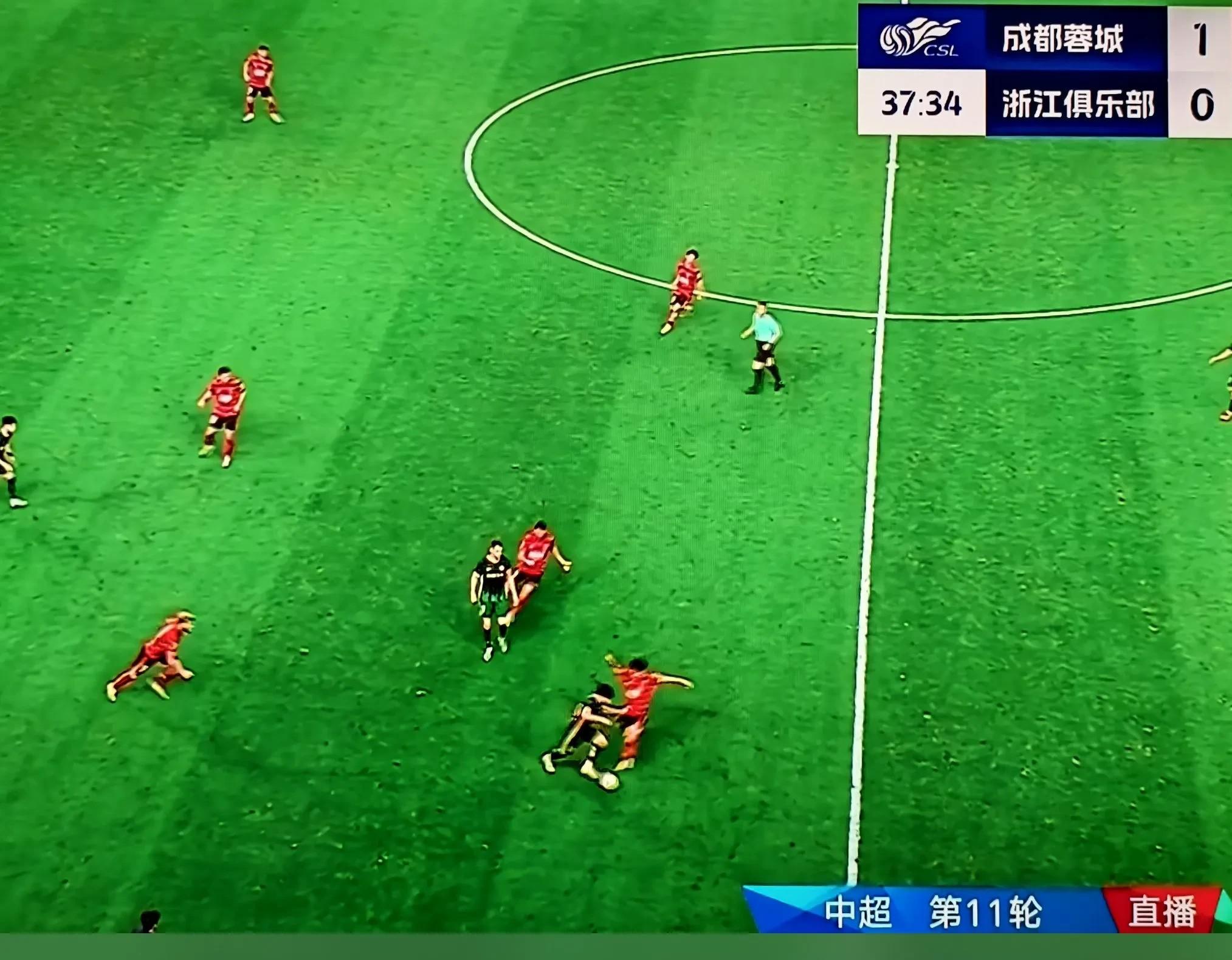 开云体育地址-足球场上华丽比拼，强队拼争一举问鼎的简单介绍