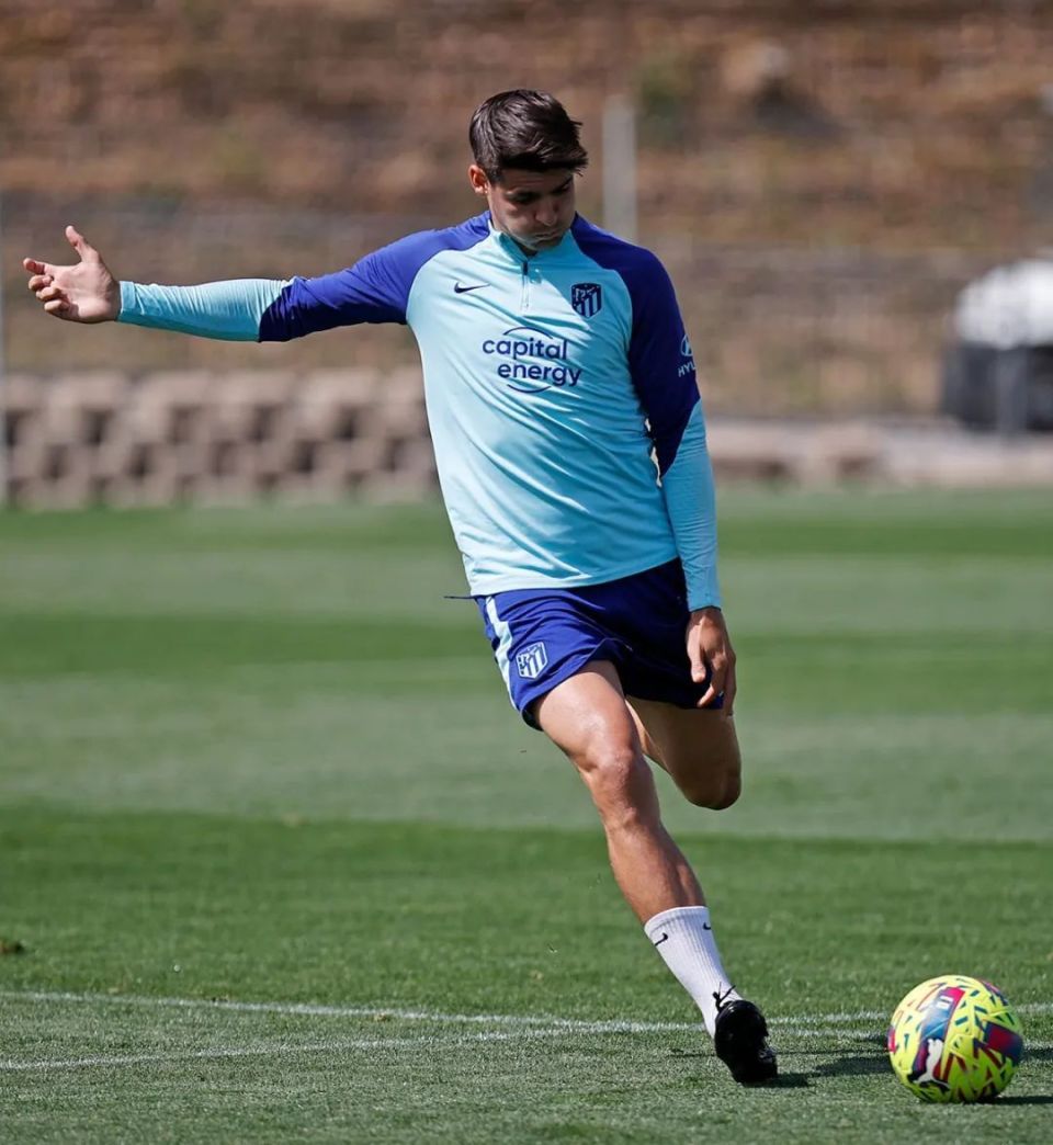 关于英格兰背水一战，力争取得关键胜利的信息