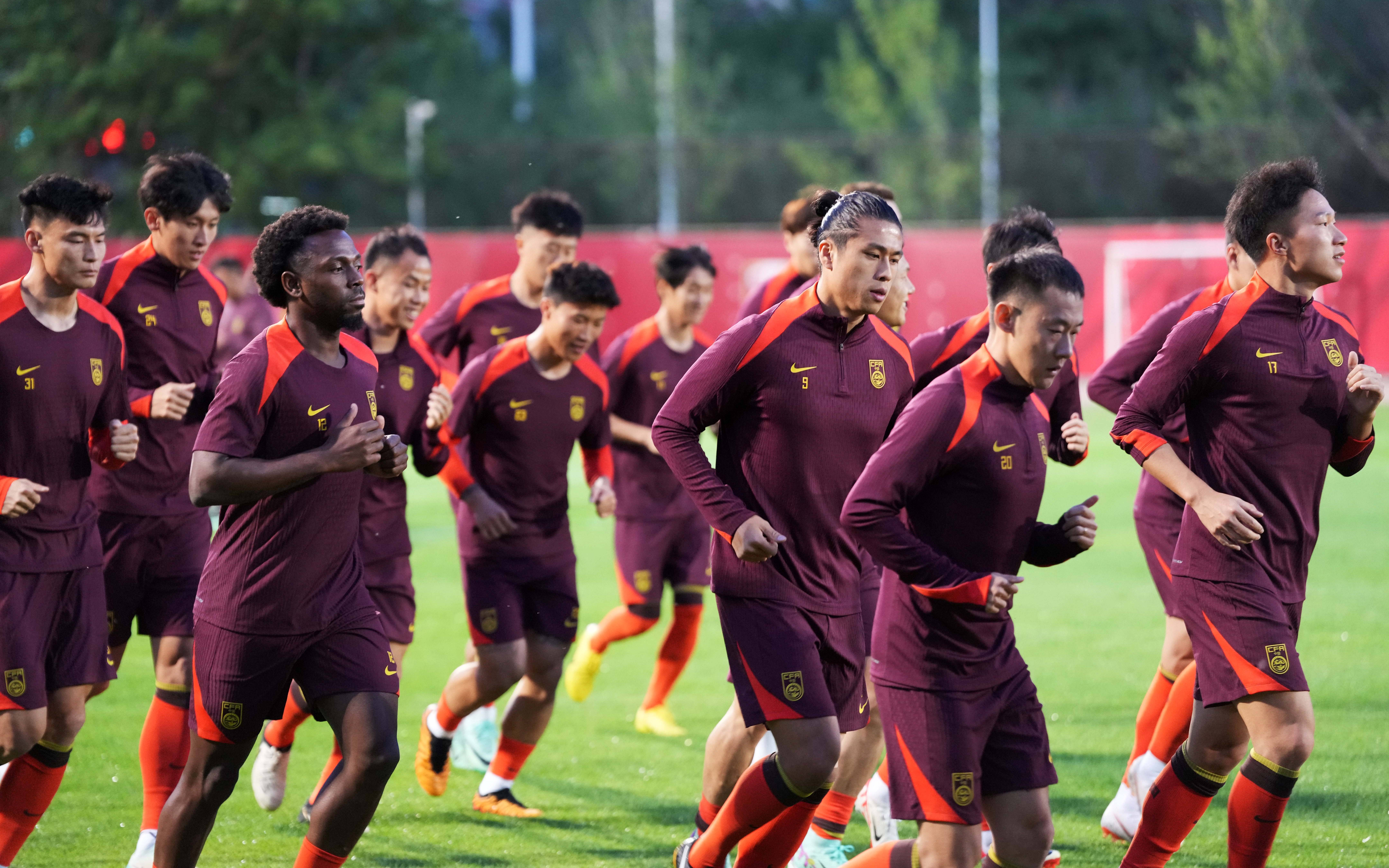 球队训练情况曝光，备战状态令人期待